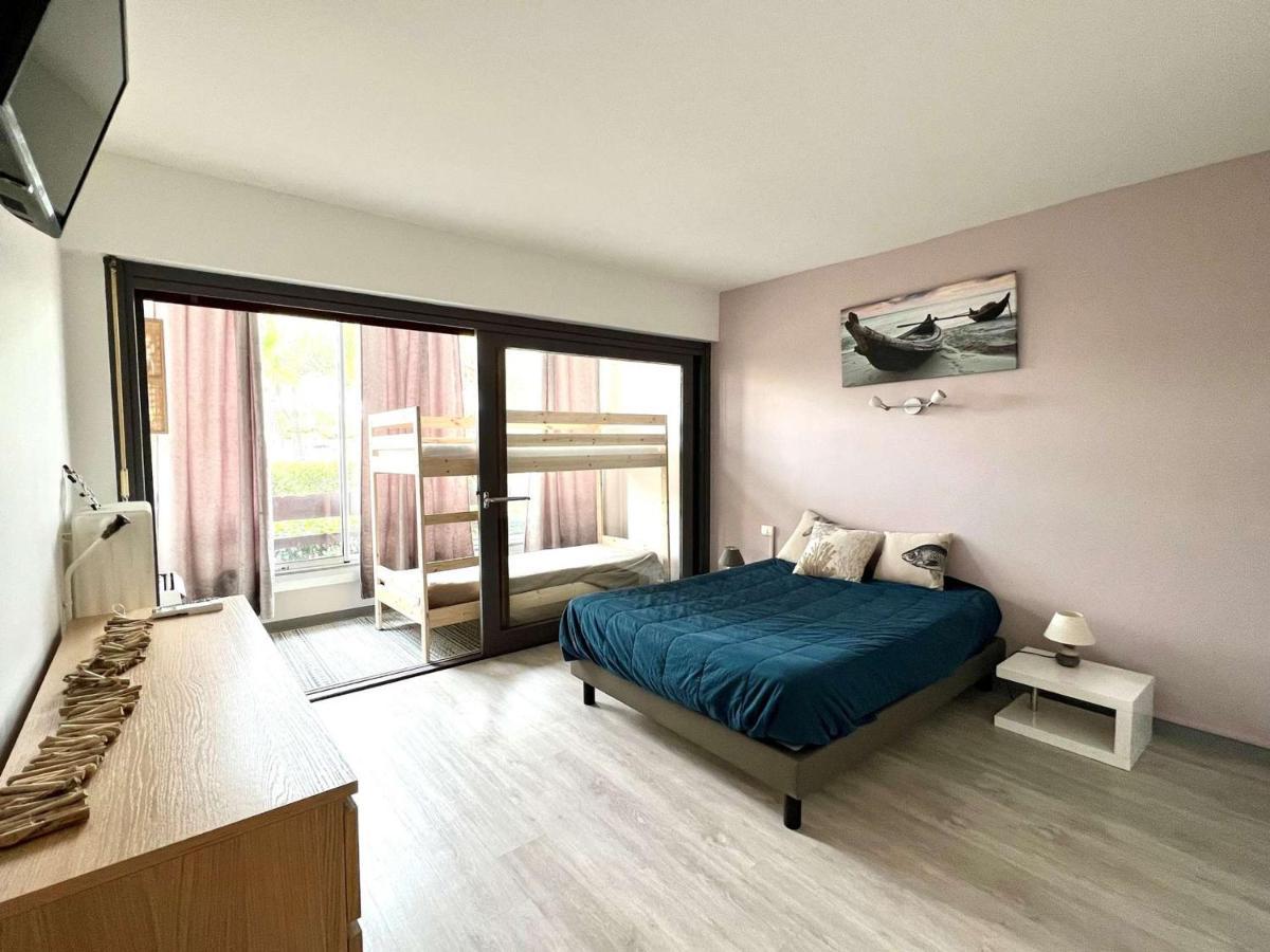 3 Pieces Climatise Avec Terrasse, Parking Prive, A 100M De La Plage, 7 Couchages - Fr-1-307-148 Le Grau-du-Roi Exteriér fotografie
