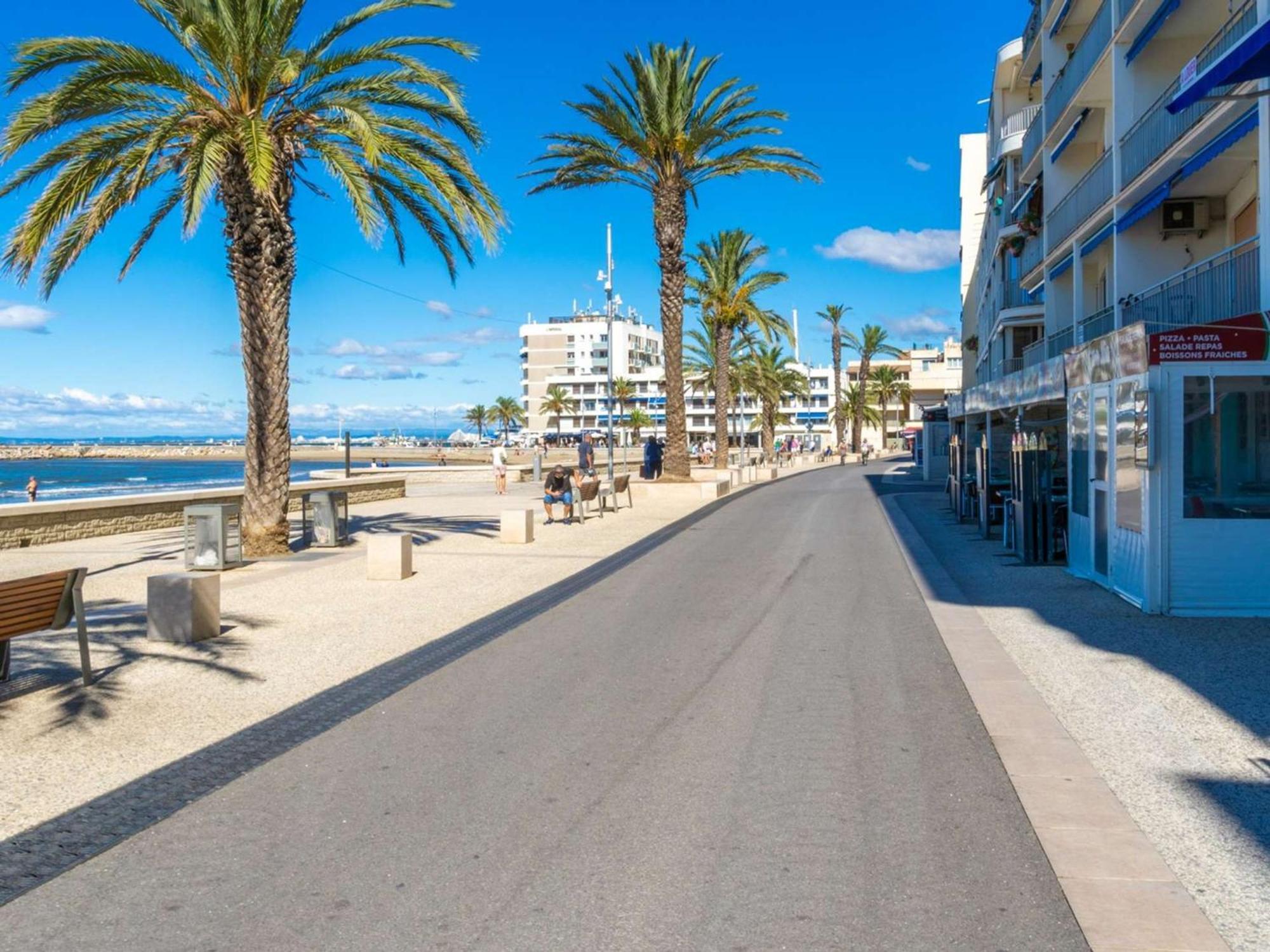 3 Pieces Climatise Avec Terrasse, Parking Prive, A 100M De La Plage, 7 Couchages - Fr-1-307-148 Le Grau-du-Roi Exteriér fotografie